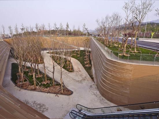 IRDISCHE TEICH-SERVICE-MITTE DER INTERNATIONALEN GARTENBAUausstellung