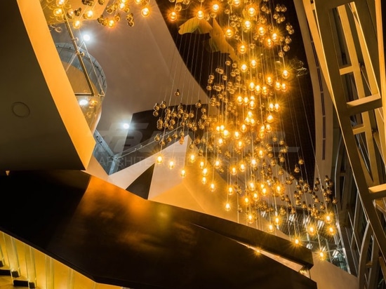 DIE GOLDENE TREPPE, PANAMA.