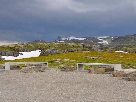 Das Cube-Shaped Flotane ist ein Solar-Angetriebener Rest-Anschlag für Wanderer in Norwegen