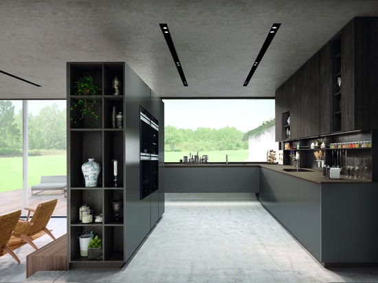 EUROMOBIL CUCINE, ITALIENISCHE HERVORRAGENDE LEISTUNG