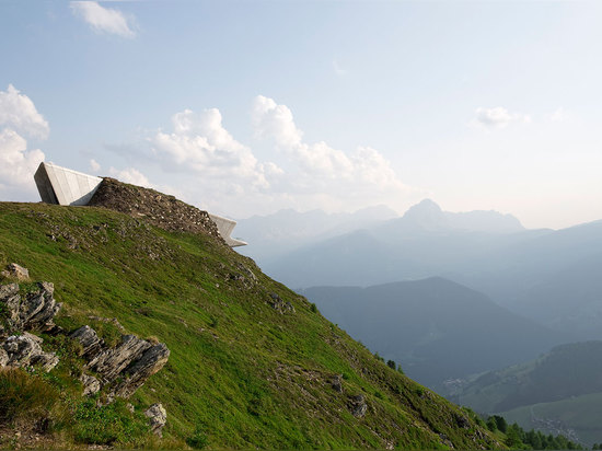 Messner Gebirgsmuseum in Südtirol durch Architekten Zahahadid