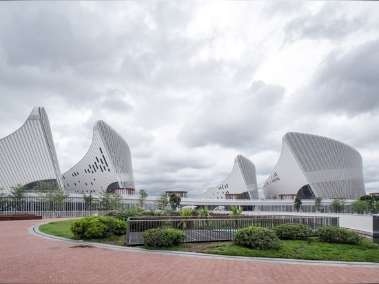 PES Architekten deckt Blumenblatt-förmige Straßen-Kultur und Art Centre in Fuzhou auf