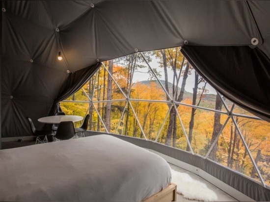 Umweltfreundliche geodomes liefern einen luxuriösen Aufenthalt in einem idyllischen Quebec-Wald