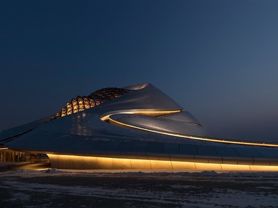 das Harbin-Opernhaus der WÜTENDEN Architekten andrés gallardo Fotografien in der Eisstadt des Porzellans