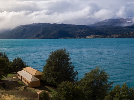 Chilenisches Patagonien: ein Haus am See