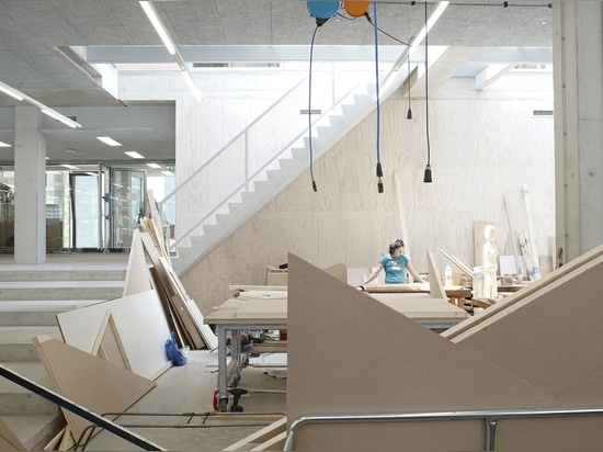 Gerrit Rietveld Akademie und Sandberg Institut / Studio Paulien Bremmer + Hootsmans Architekten