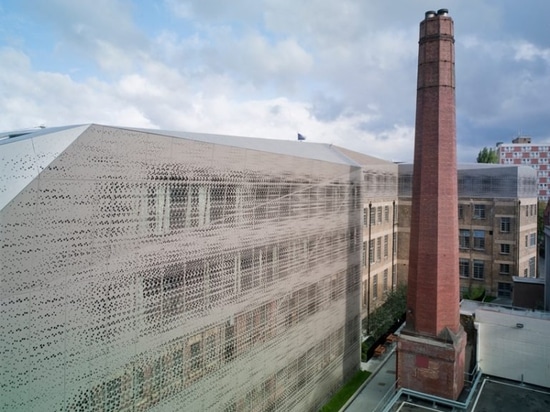 DROO + NAME veil london's historisches Rathaus in parametrischer Aluminiumhaut