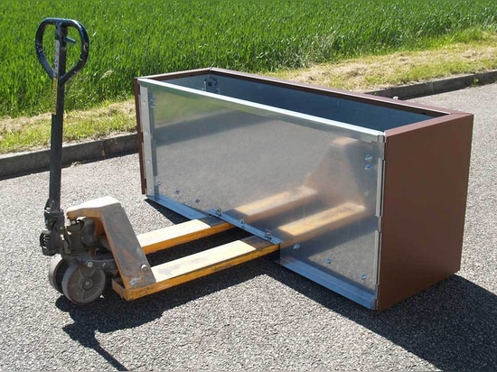 STEELAB SPA Blechpflanzmaschinen - Handgriff mit Hubwagen