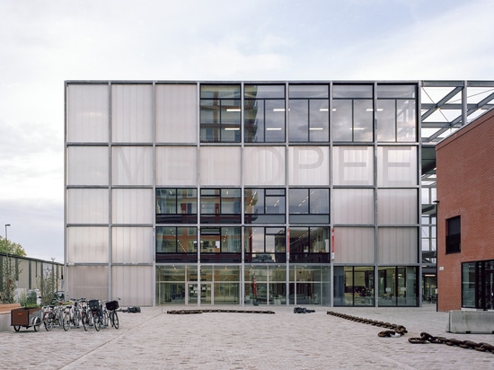 Melopee-Schule / XDGA - Xaveer De Geyter Architekten