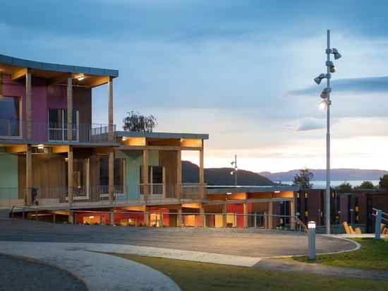 Stadtbeleuchtung im Studentendorf Moholt, Norwegen