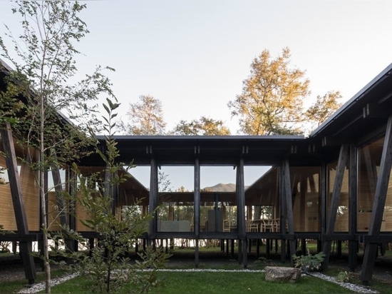 Ein Familienrefugium in Chile ist ganz aus Holz gebaut