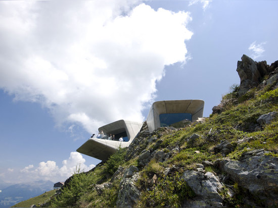 Zaha Hadid Architekten, Messner Gebirgsmuseum Corones, Südtirol, Italien. Foto © inexhibit.com