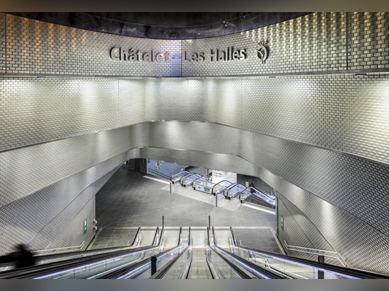 Châtelet-Les-Halles und sein neues Glas-Metro-Fenster