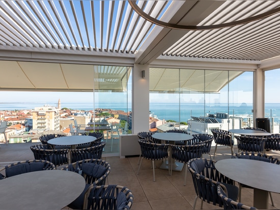 KE redefiniert das Rooftop des The One Caorle Hotels