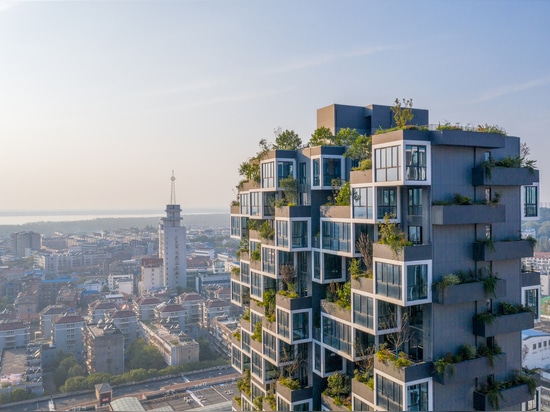 Easyhome Huanggang Vertikaler Waldstadtkomplex / Stefano Boeri Architetti