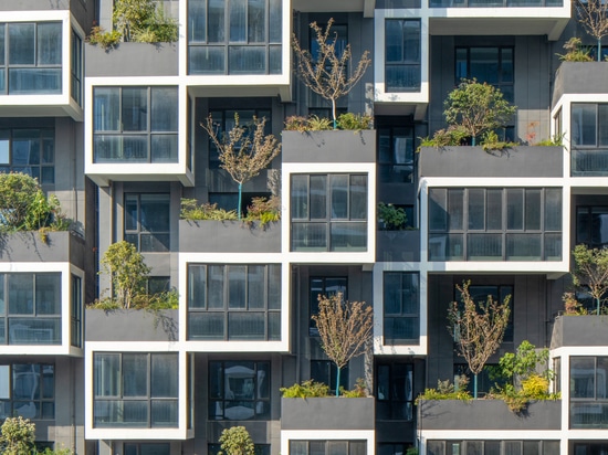 Easyhome Huanggang Vertikaler Waldstadtkomplex / Stefano Boeri Architetti