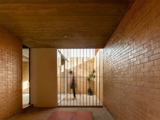 Cuatas Haus / Espacio 18 Arquitectura