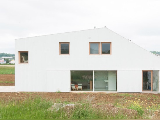 Hangar, Südfaçade