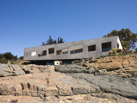 Felipe Assadi und Francisca Pulido, Casa Bahia Azul, Los Vilos, Chile