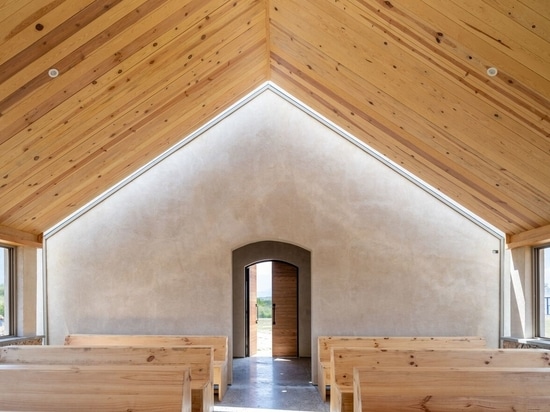 Kapelle San José / Acrónimo | Arquitectura y Construcción