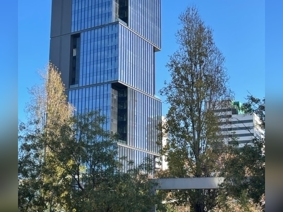 Der Plaza Europa Tower steht auf den Höhen von Barcelona