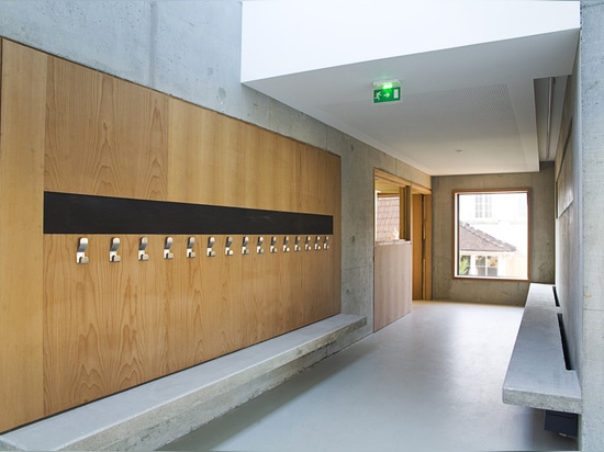 Lionel Debs Architektur, Aristide Briand Primärschule, Benfeld Frankreich. Foto Emmanuel Kuhn