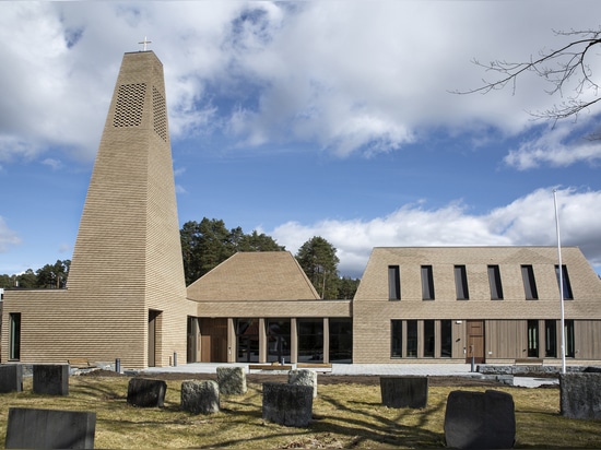 Vennesla Kirche / LINK arkitektur