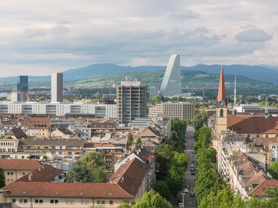 der Aufsatz ist das erste sichtbare Zeichen von roche? s-Aufstellungsortentwicklung