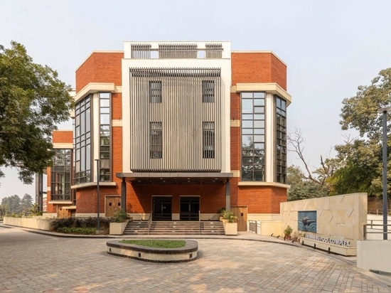 MEHRZWECKHALLE MIT SPORTKOMPLEX, DELHI PUBLIC SCHOOL, VASANT KUNJ, NEU-DELHI