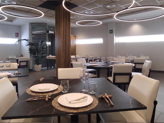 RING by KISSA IN NEUEM RESTAURANT IN MURCIA