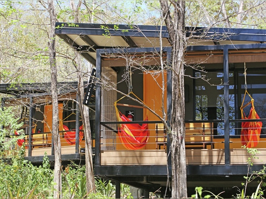 Keine Bäume wurden entfernt, um dieses Bungalow-Hotel in Costa Rica herzustellen