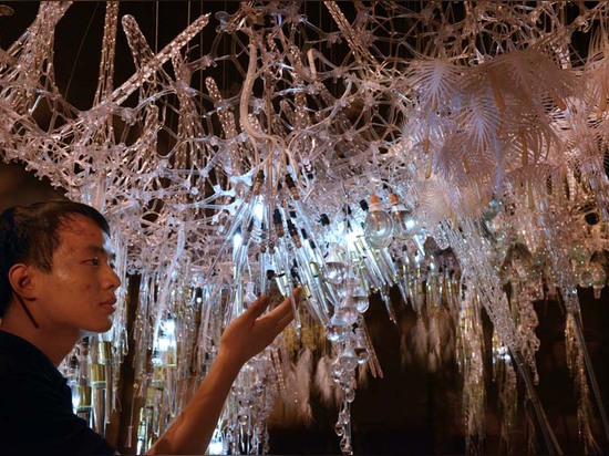 cloud-like Plastik-Filter fügen ein molekulares Gefühl der vollständigen Installation hinzu