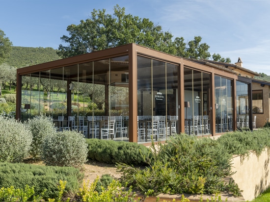 Das Landhaus La Quercetta in Foligno erstrahlt in Design und Funktionalität mit KE-Lösungen