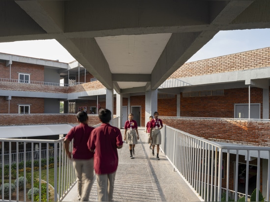 Genesis International School Turkayamjal / Studio Heilige Geometrie