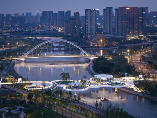 Chengdu Jiaozi Fußgängerbrücke / China Southwest Architectural Design and Research Institute