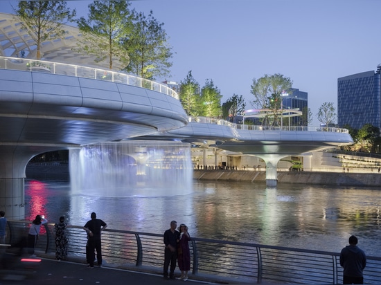 Chengdu Jiaozi Fußgängerbrücke / China Southwest Architectural Design and Research Institute