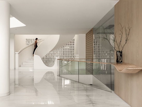 Haus NINE X NINE / Sanjay Puri Architekten