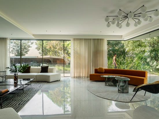 Haus NINE X NINE / Sanjay Puri Architekten