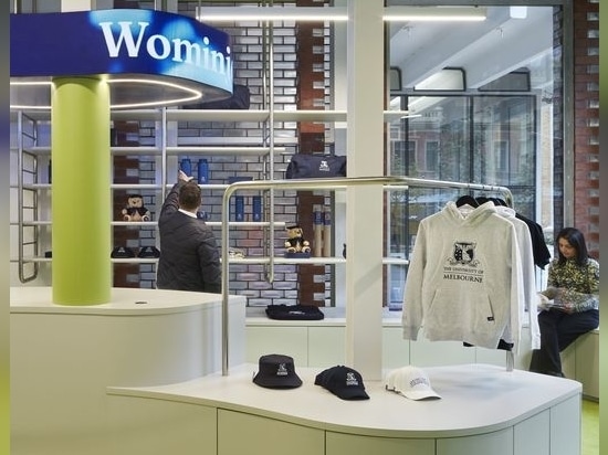 UoM Merchandise Store von Sibling Architecture