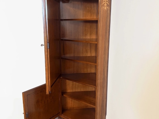 ECKVITRINE