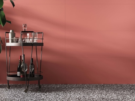 Die Ausdruckstärke der Farbe Rot bei den Keramikplatten von Casalgrande Padana