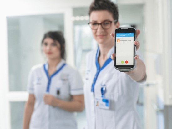 Robin mit IQ Messenger-Integration