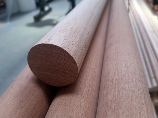 Runde Handläufe aus Holz