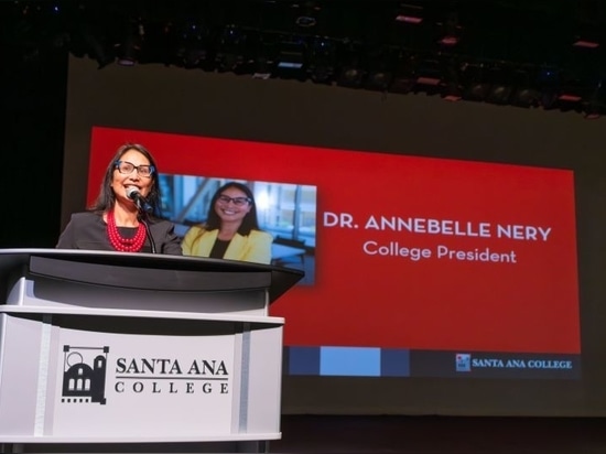 Santa Ana College - Präsentation des College-Präsidenten