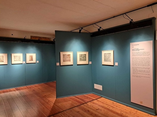 EIN INNOVATIVES BELEUCHTUNGSSYSTEM FÜR BEGRENZTE AUSSTELLUNGSRÄUME