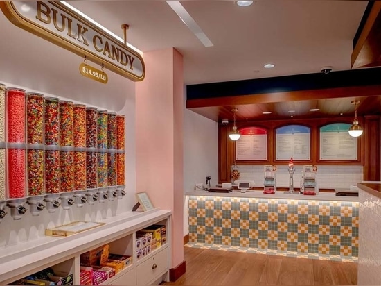 Nahtloses interaktives Design: Die Integration professioneller Schanklösungen bei Soda Fountain Express