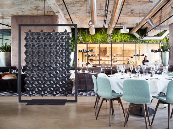 Restaurant- und Bar-Trennwand, die Räume mit Eleganz definiert