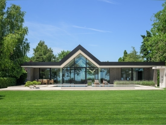 Villa in Novi Banovci