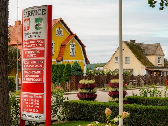 Blumentürme im Herbst: das Beispiel Barwice