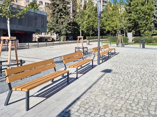 Prag – Neues Parkhaus Dědina
